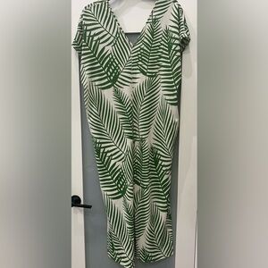 Astrologie Maxi Dress Small All Over Feather Print Casual Comfort Oversized Boho